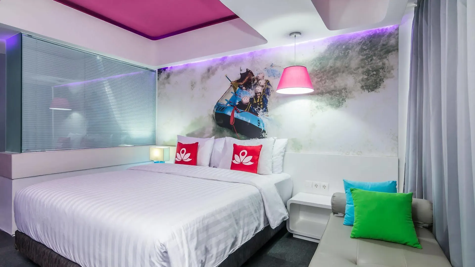 Zen Premium Kuta Raya Hotel